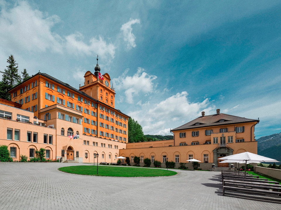 10 ngôi trường sang chảnh chỉ dành cho giới nhà giàu